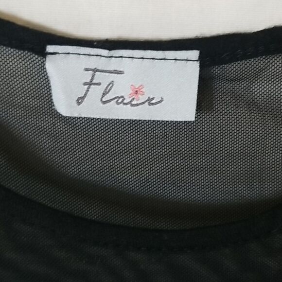 Flair Mint Ruffle Bottom Sleeveless Blouse - Picture 2 of 9